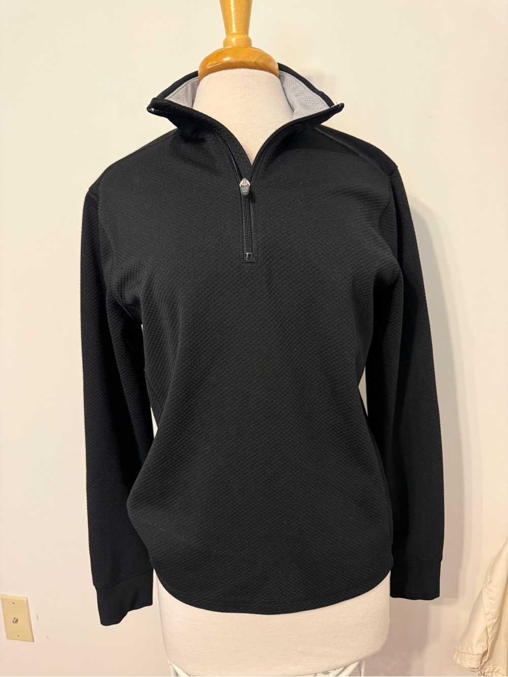 Old Navy Black Women's Half-Zip Pullover